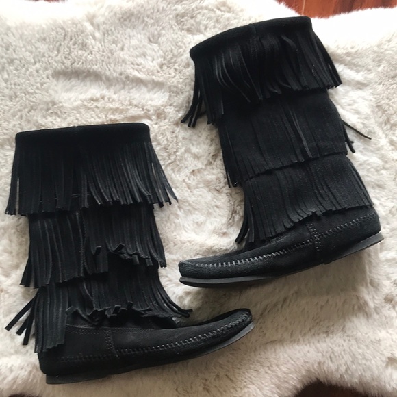 MINNETONKA 3 layer fringe boot - Picture 4 of 7